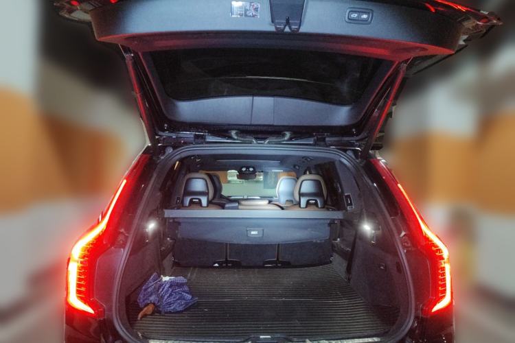 Used Volvo XC90 2024 B6 Zhiyi Luxury 7-Seater