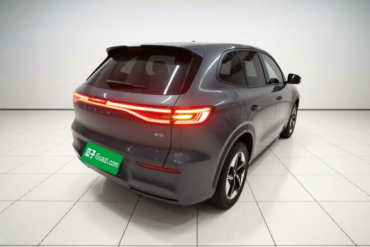 Used Geely Galaxy E5 2024 440km Launch Edition
