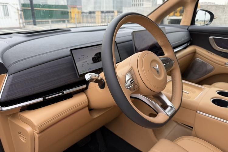 Used VOYAH Dream 2026 Model PHEV Qiankun Ultra