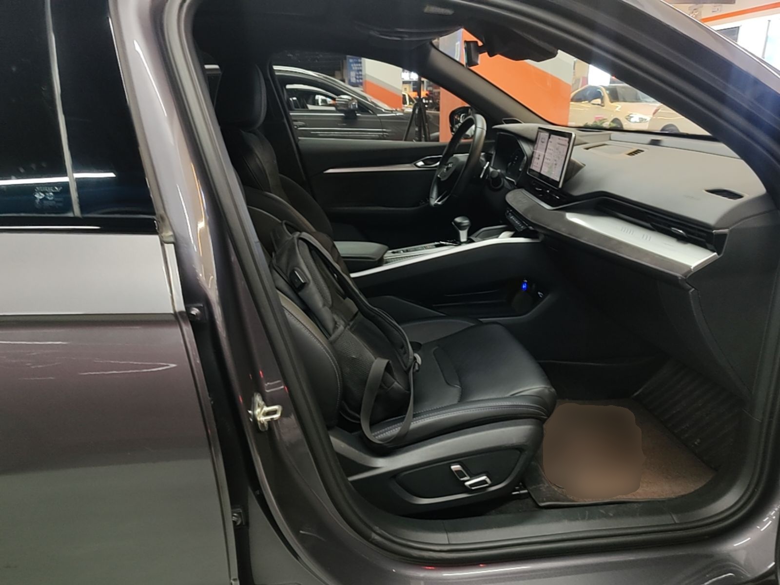 Geely Auto Preface 2024 2.0TD Xiaohan Edition — снимка 19