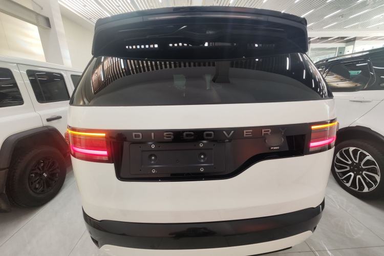Used Land Rover Discovery 2023 Revised Version 360 PS R-Dynamic S Rear