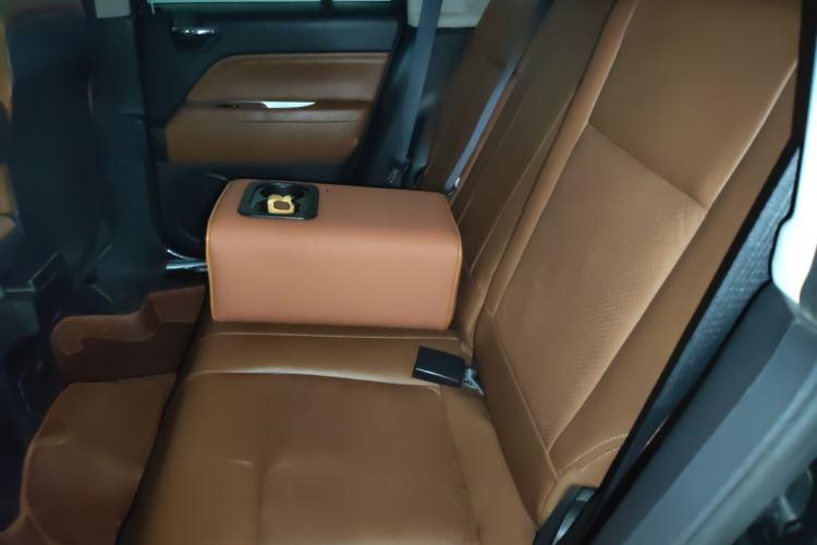 Used Jeep Compass 2014 2.4L four-wheel drive luxury navigation version