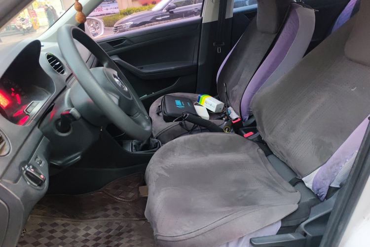 Used Volkswagen Jetta 2015 Value Edition 1.6L Manual Fashionable Style
