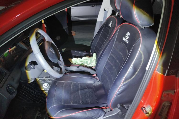 Used Skoda Rapid Spaceback 2014 1.6L Automatic Enjoyment Edition
