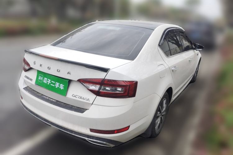 Used Skoda Octavia 2021 1.5L Automatic Luxury Edition Rear Right 45 Deg