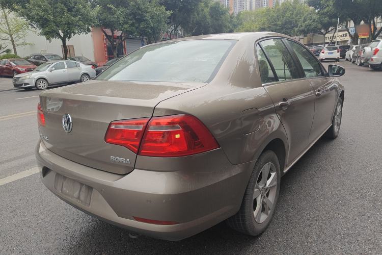 Used Volkswagen Bora 2014 1.6L Automatic Comfort Model Rear Right 45 Deg