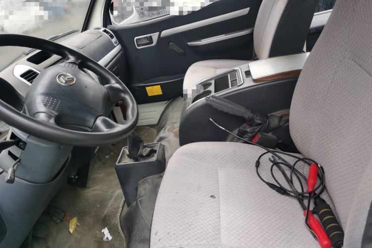 Used King Long Golden Way 2018 2.0L Business Series 4G20