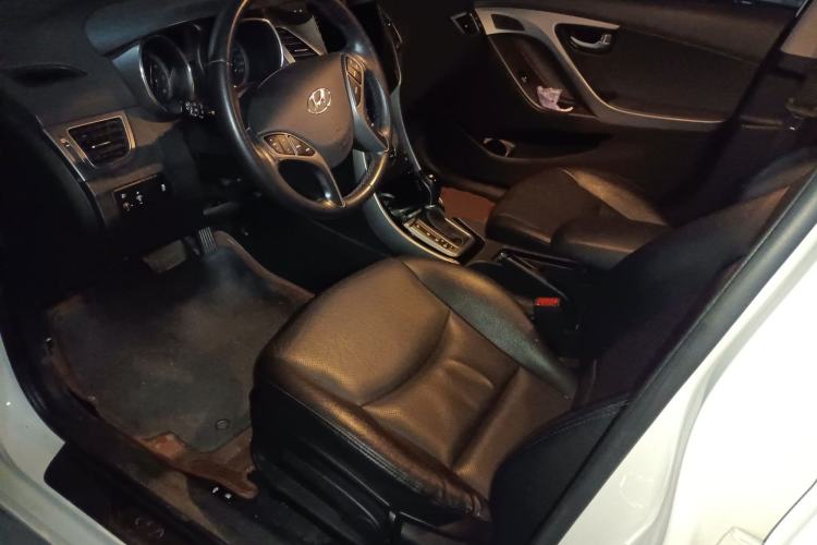 Used Hyundai Elantra (5th Generation / Langdong) 2015 1.6L Automatic Luxury Model
