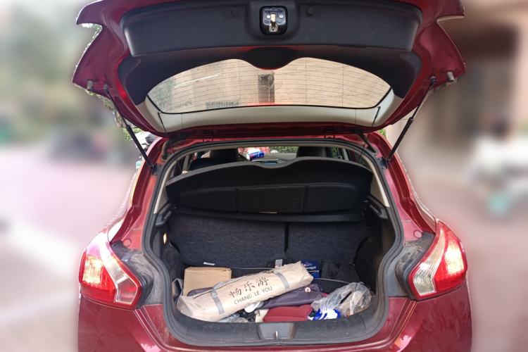 Used Nissan Tiida 2014 1.6L CVT Comfort Model
