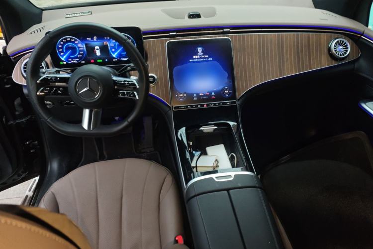 Used Mercedes-Benz EQE SUV 2024 350 4MATIC Pioneer Edition