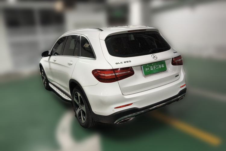 Used Mercedes-Benz GLC 2018 Facelift GLC 260 4MATIC Luxury Edition
