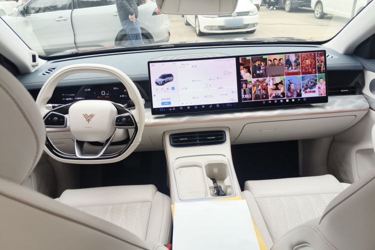 Used NETA L 2024 Extended-Range 310 Flash-Charge Red Edition
