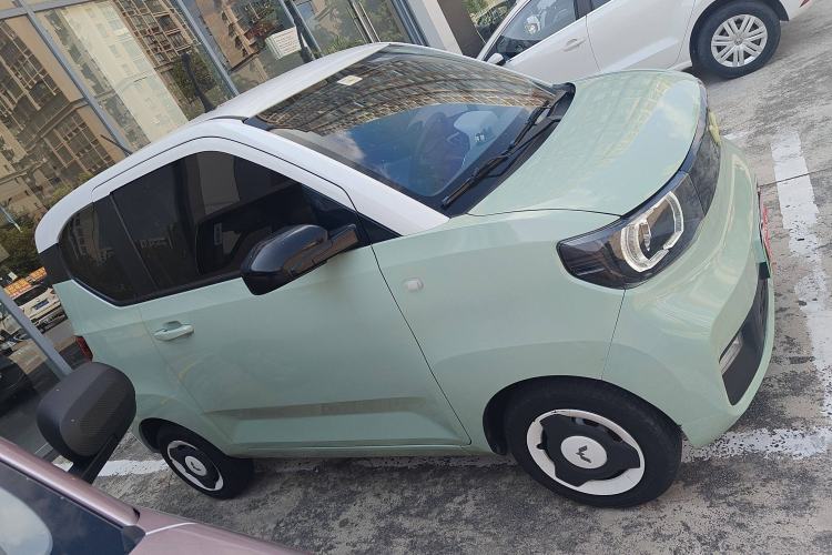 Used Wuling Hongguang MINIEV 2021 Macaron Premium Model – Lithium-NMC