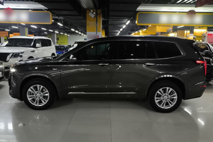 Used Cadillac XT6 2022 2.0T Six-Seater Four-Wheel-Drive Luxury Version