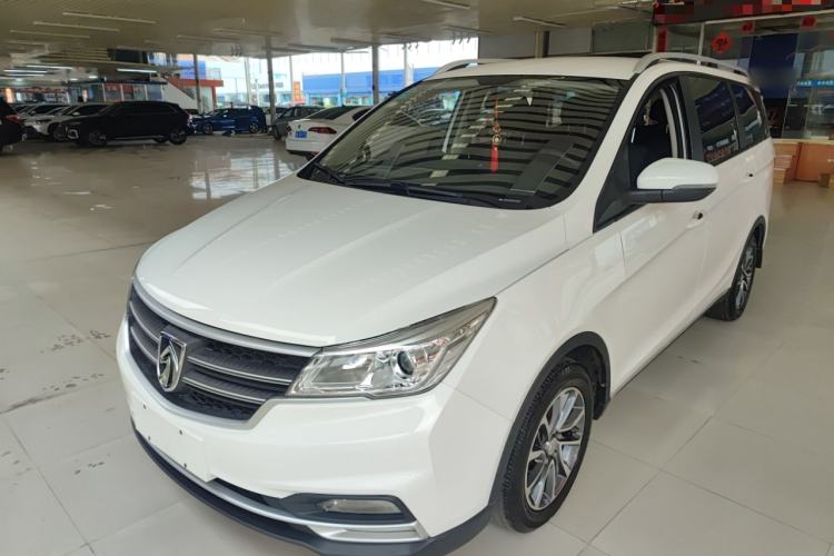 Used Baojun 730 2019 1.5T Manual Fashion Model 7-seater China VI