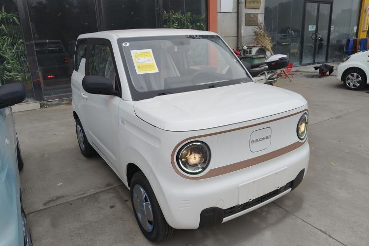 Used Geely Galaxy Panda 2024 Panda Mini 200km Endurance Bear
