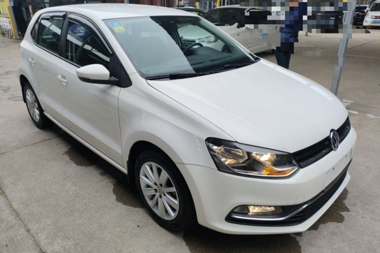 Used Volkswagen Polo 2014 1.6L Manual Comfort Edition
