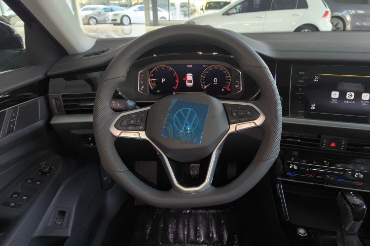 Used Volkswagen Passat 2026 Model, Outstanding 380TSI Xingkong Longteng Edition
