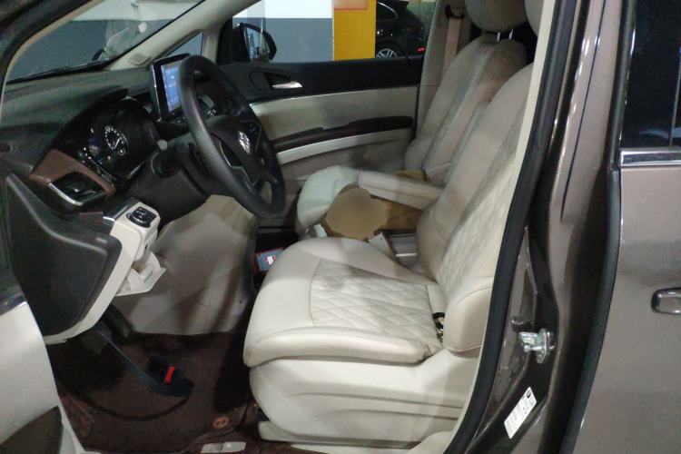 Used Buick GL8 2022 Land Cruiser Executive Class 652T Comfort Model
