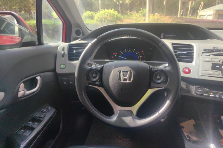 Used Honda Civic 2012 1.8L automatic luxury edition Steering Wheel