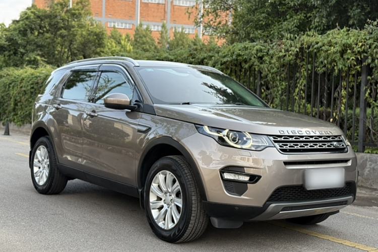 Used Land Rover Discovery Sport 2017 2.0T SE
