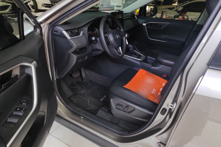 Used Toyota RAV4 2022 2.0L CVT Two-Wheel Drive Urban Edition
