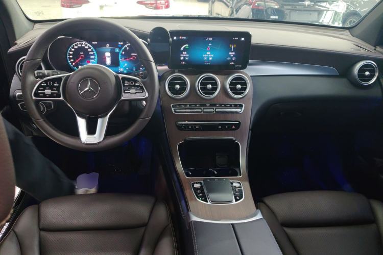 Used Mercedes-Benz GLC 2021 GLC 300 L 4MATIC Dynamic Model