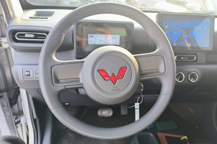 Used Wuling Zhiguang New Energy 2025 Comfort Model