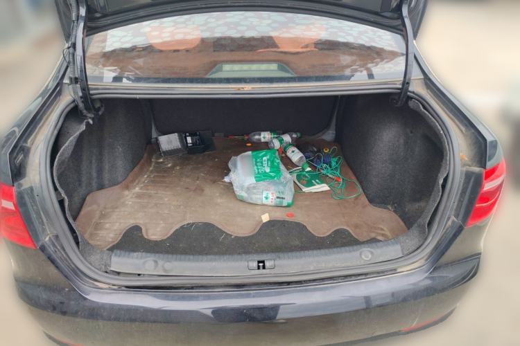 Used Volkswagen Lavida 2013 Revised Classic 1.6L Automatic Fashion Edition