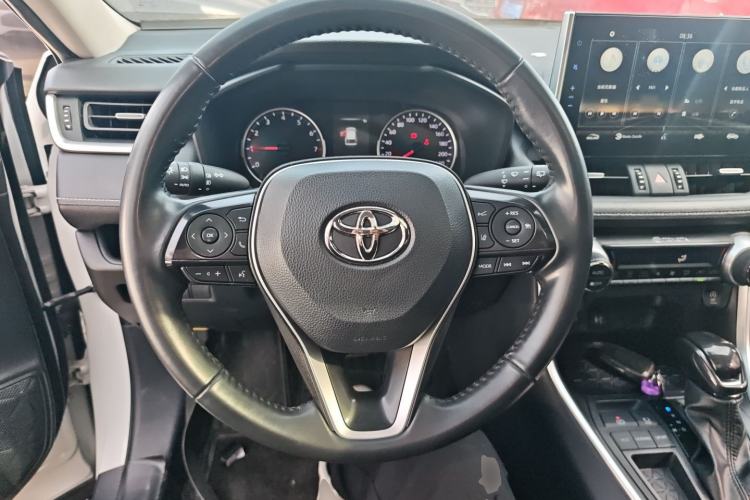 Used Toyota Wildlander 2022 2.0L CVT Two-Wheel Drive Luxury PLUS Edition