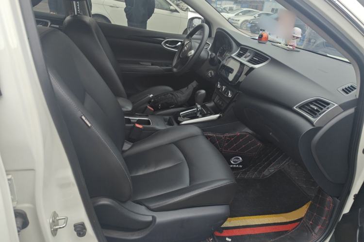 Used Nissan Sylphy 2021 Classic 1.6XL CVT Luxury Edition Right Front Seat