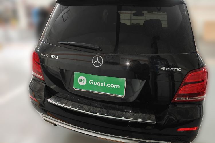 Used Mercedes-Benz GLK-Class 2013 GLK 300 4MATIC Dynamic Sunroof Model