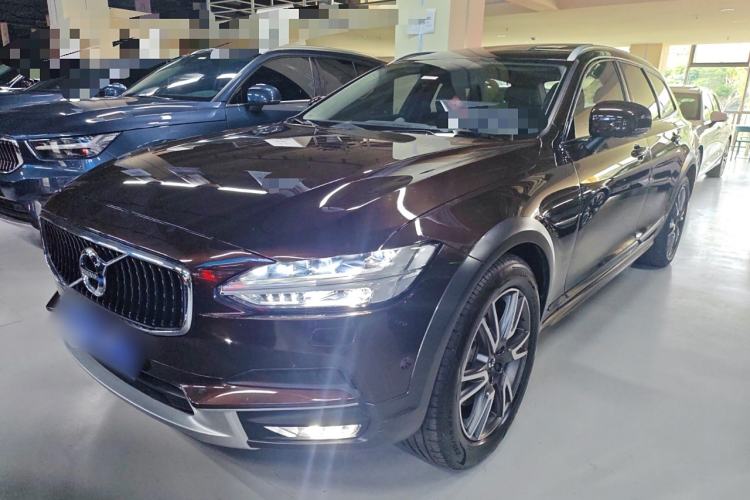 Used Volvo V90 2017 Cross Country T5 AWD Prestige Edition