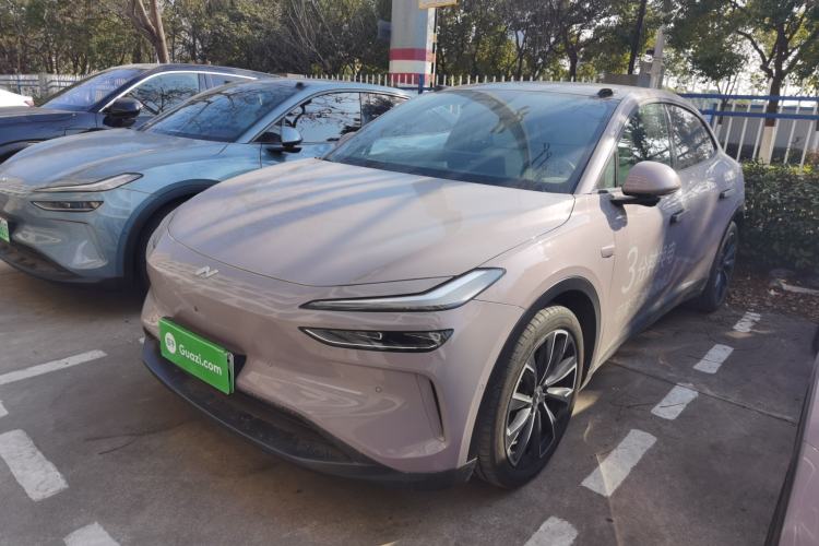 Used ONVO L60 2024 60 kWh All-Wheel Drive