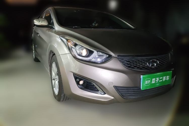 Used Hyundai Elantra (5th Generation / Langdong) 2016 1.6L Automatic Prestige Model Front Right 45 Deg