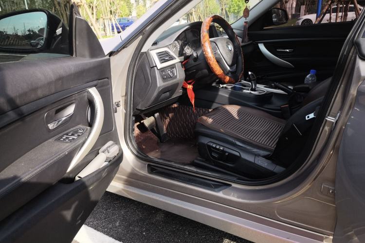 Used BMW 3 Series GT 2013 320i Leading Model Driver Seat