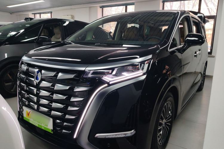 Used Denza D9 2024 DM-i 980 Four-Wheel Drive Prestige Model