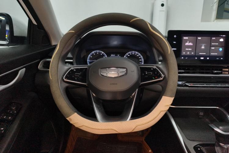 Used Geely Auto Emgrand 2025 4th Generation 1.5L CVT Longteng Edition
