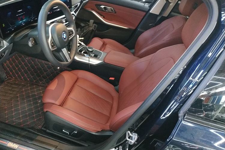 Used BMW i3 2024 eDrive 40 L Midnight Edition Left Front Seat