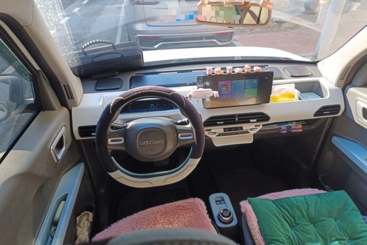 Used Geely Galaxy Panda 2023 Panda Mini 120km Asian Games Edition
