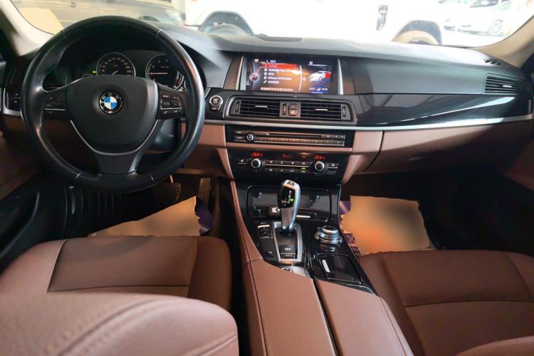 Used BMW 5 Series 2017 520Li Elegant Edition
