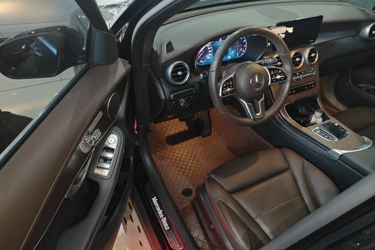 Used Mercedes-Benz GLC 2021 GLC 260 L 4MATIC Luxury Model Driver Seat