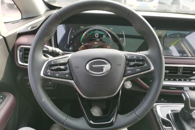 Used GAC Trumpchi M6 2023 PRO 270T DCT Luxury Edition Steering Wheel