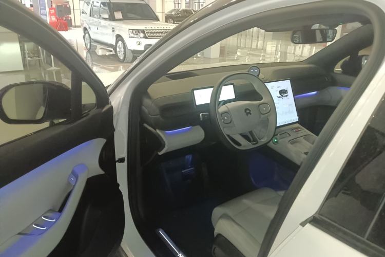 Used Nio ES6 2024 75 kWh
