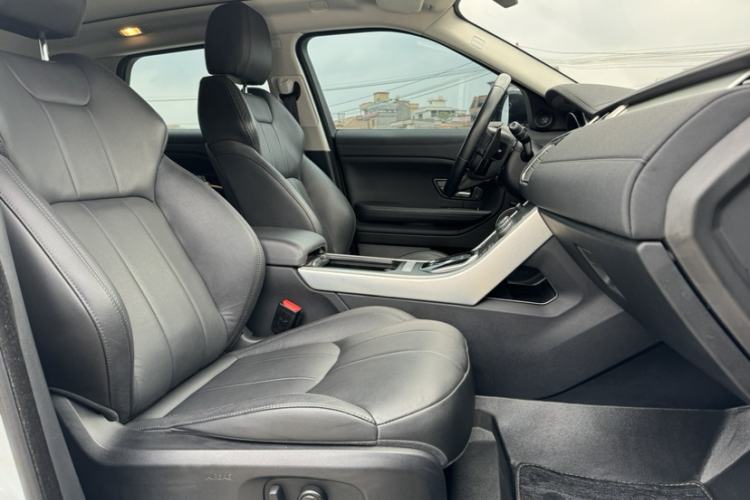 Used Land Rover Range Evoque 2017 2.0T SE Smart Glow Edition
