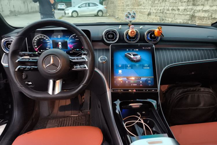 Used Mercedes-Benz C-Class 2022 Restyled C 260 L Sport Edition Center Console