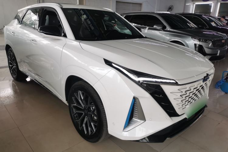 Used Oshan Z6 New Energy 2023 ZhiDian iDD 150KM Flagship PLUS Smart Parking Edition
