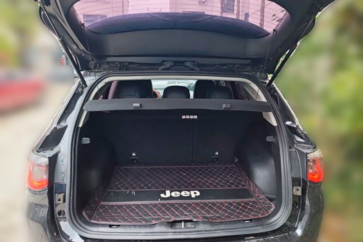 Used Jeep Compass 2019 200T Automatic Family Edition - Connected Large Screen Version