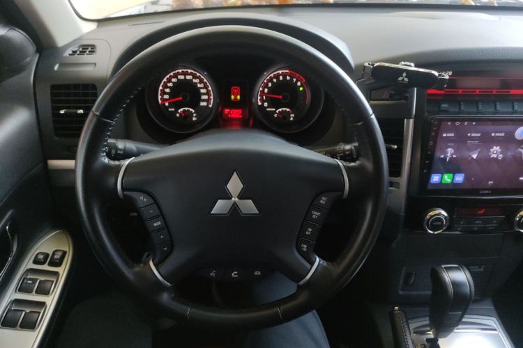 Used Mitsubishi Pajero 2022 V93 3.0L GLS Fabric – Middle East