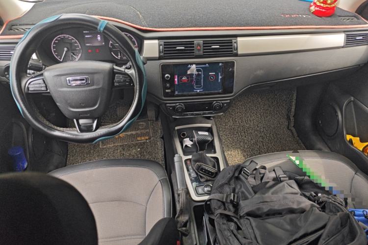 Used Qoros 3 2016 Urban SUV 1.6T Automatic Zhiyue Model